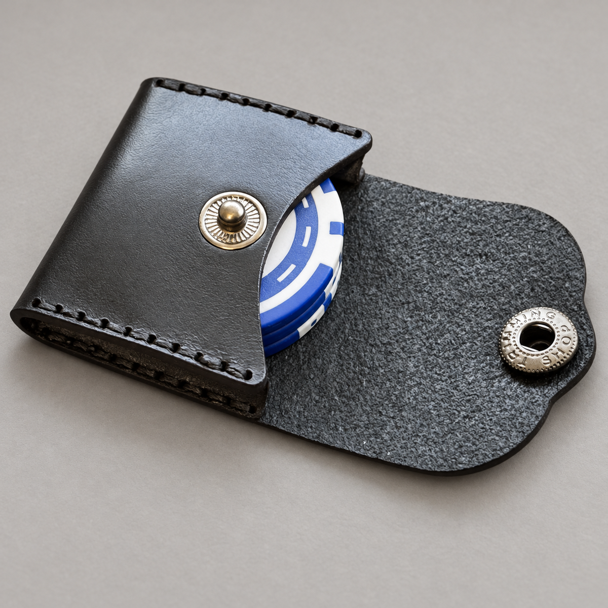 Case for 3 Casino Chips